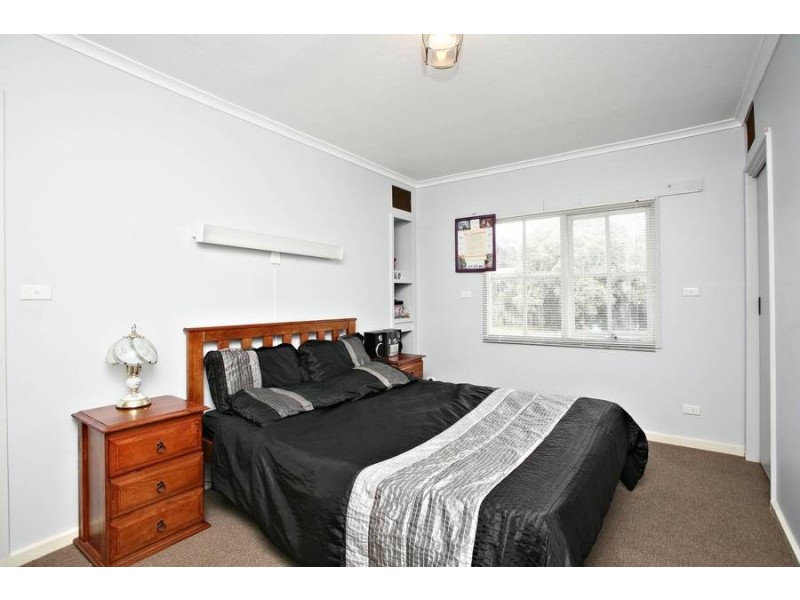 23 Nodding Avenue, Frankston North VIC 3200