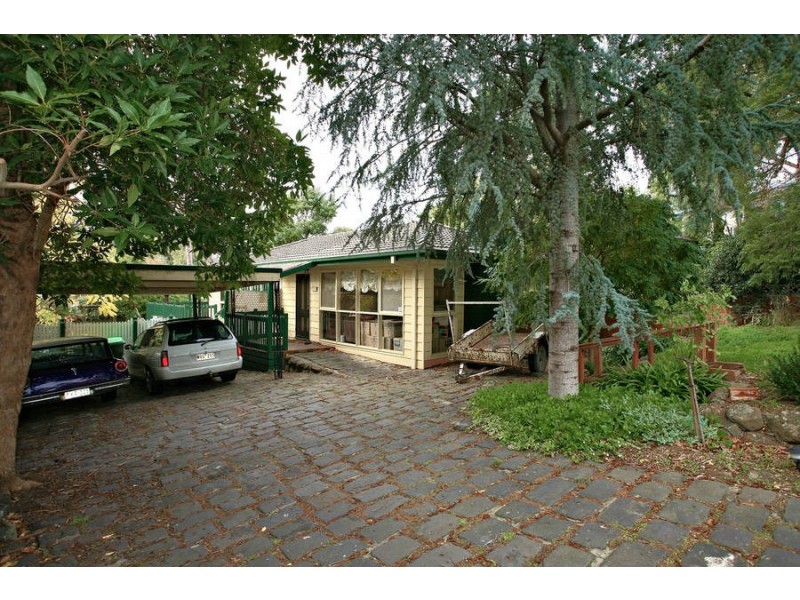 25 Wattle Drive, Frankston VIC 3199