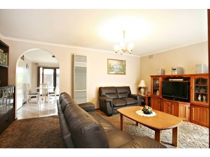 2 Ellesmere Court, Frankston VIC 3199