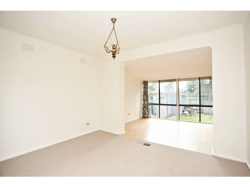 7 Chaucer Avenue, Frankston VIC 3199