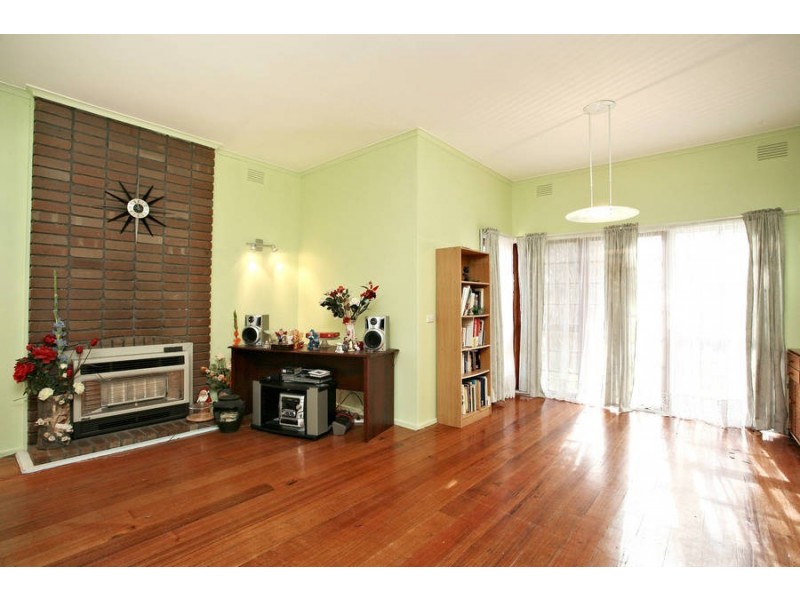 17 Wangarra Road, Frankston VIC 3199