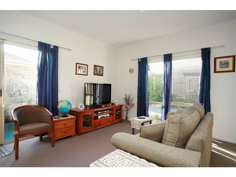 8/8-10 Reservoir Road, Frankston VIC 3199