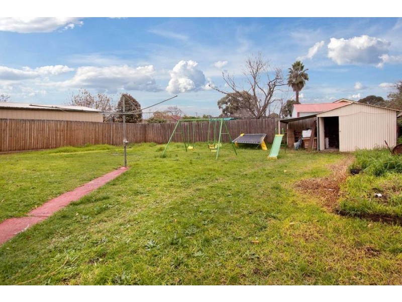 31 Bouvardia Crescent, Frankston North VIC 3200