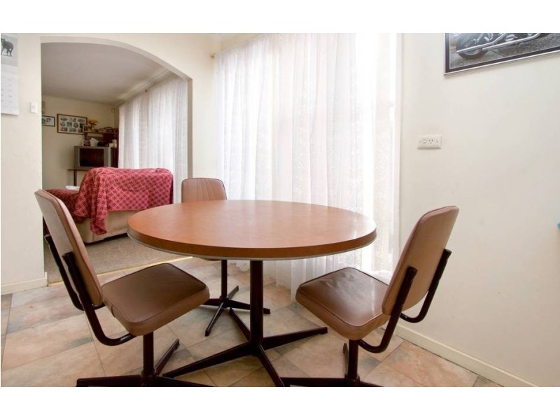 40 Laurina Crescent, Frankston North VIC 3200