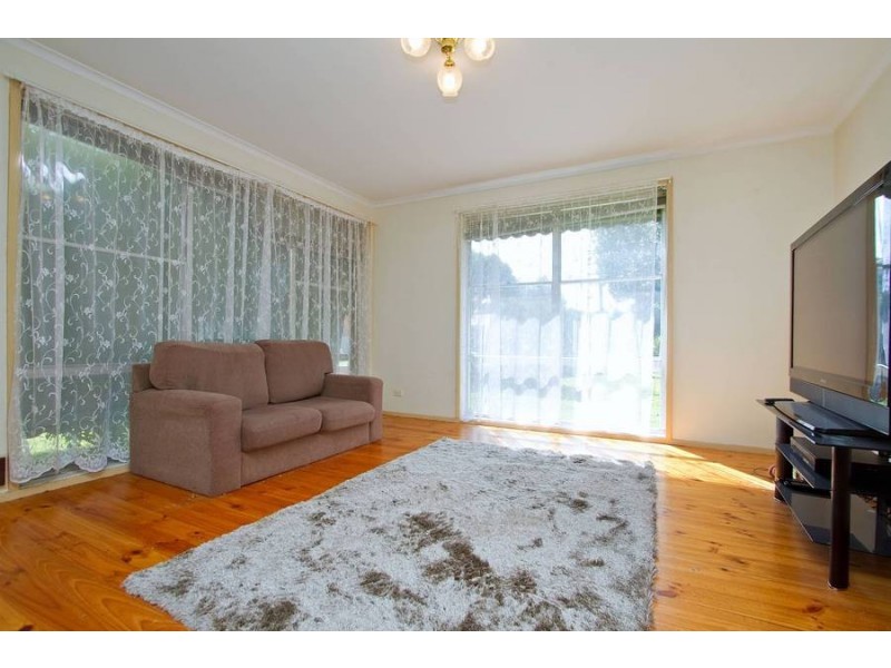 60 Tamarisk Drive, Frankston North VIC 3200