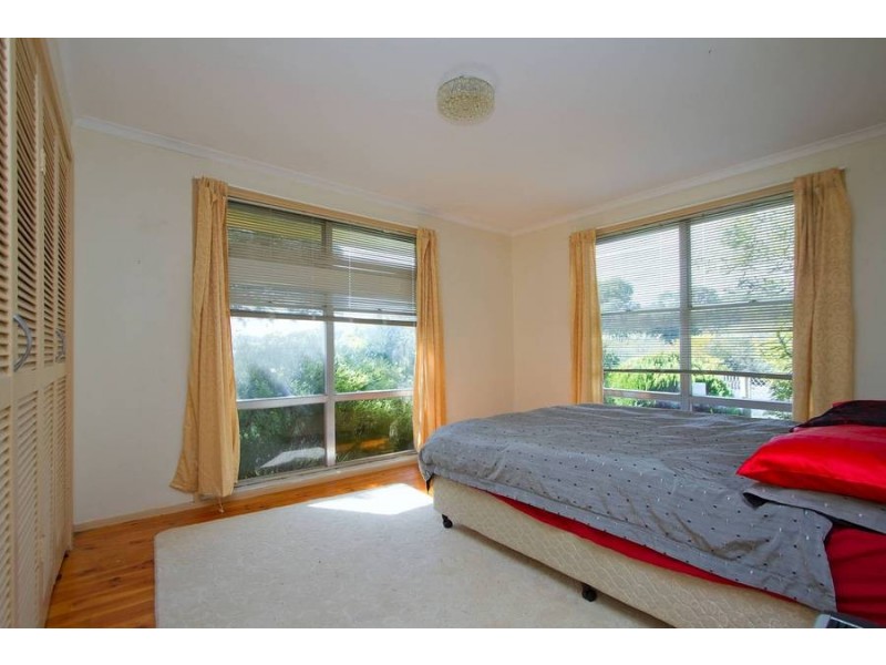 60 Tamarisk Drive, Frankston North VIC 3200