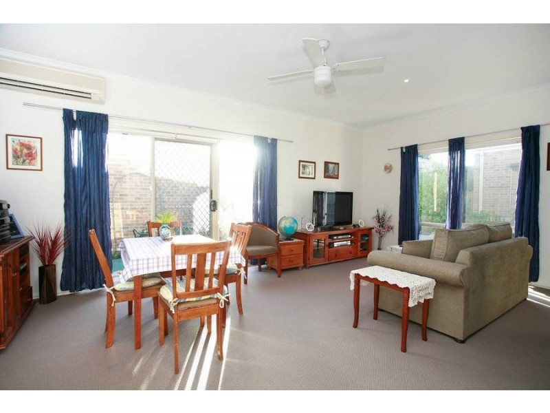 8/8-10 Reservoir Road, Frankston VIC 3199