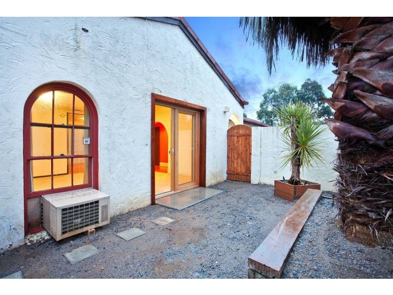 110 Hillcrest Road, Frankston VIC 3199