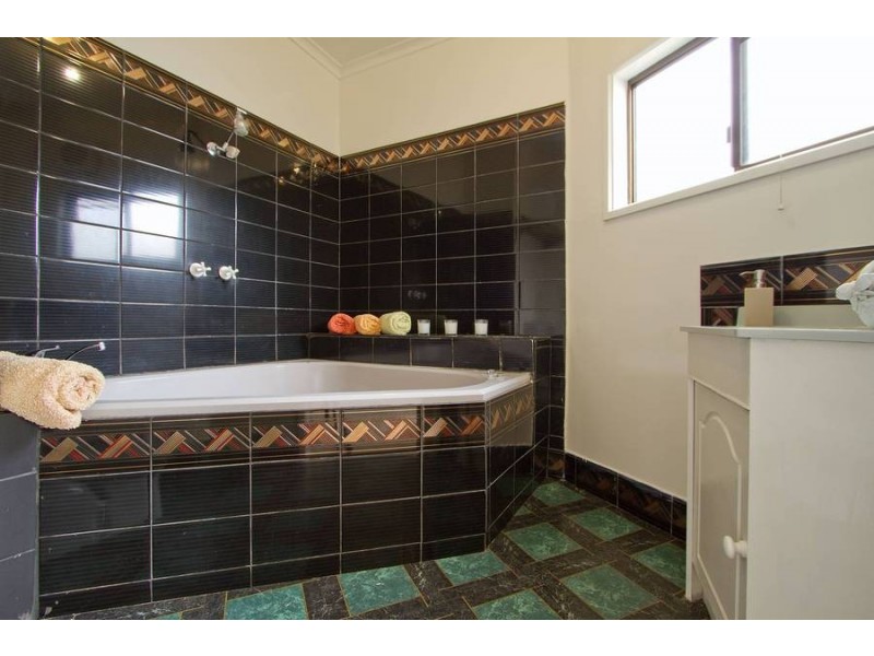 180 Cranbourne Road, Frankston VIC 3199