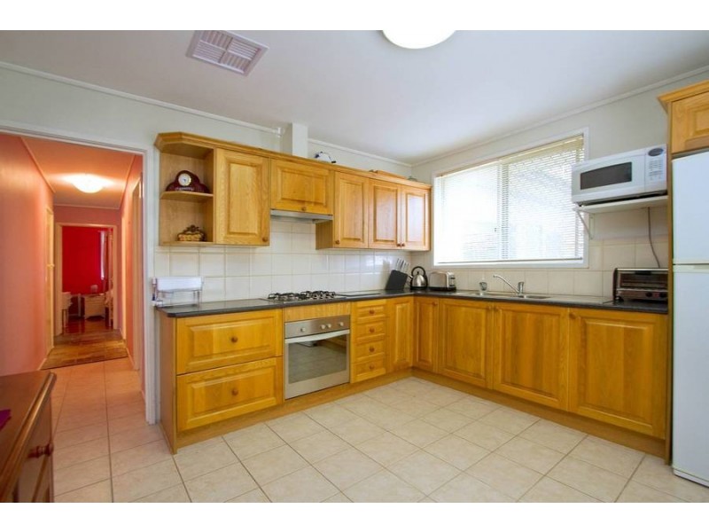 30 Fingal Drive, Frankston VIC 3199