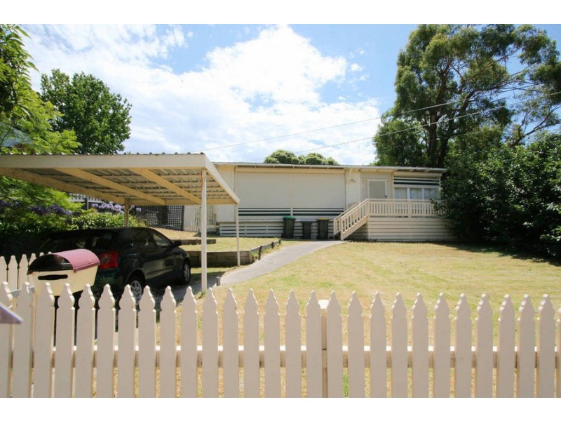 18 Idon Avenue, Frankston South VIC 3199