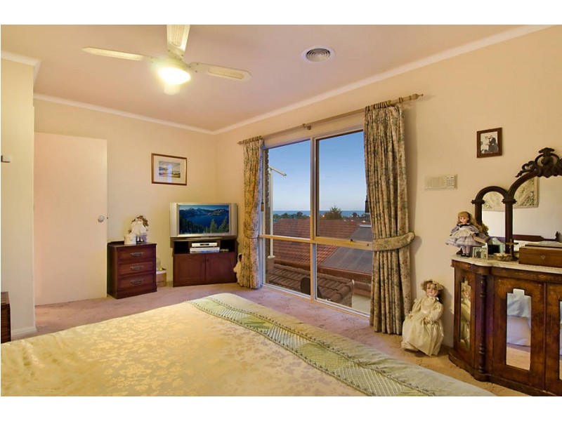 2 Cadby Place, Frankston South VIC 3199