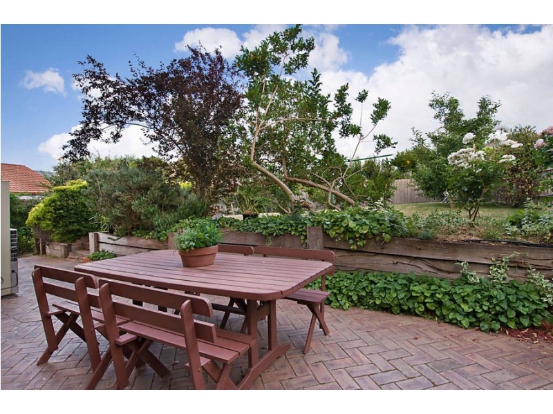 2 Cadby Place, Frankston South VIC 3199