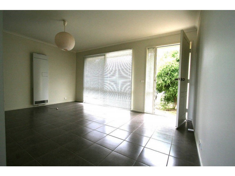 1/40 Schooner Bay Drive, Frankston VIC 3199