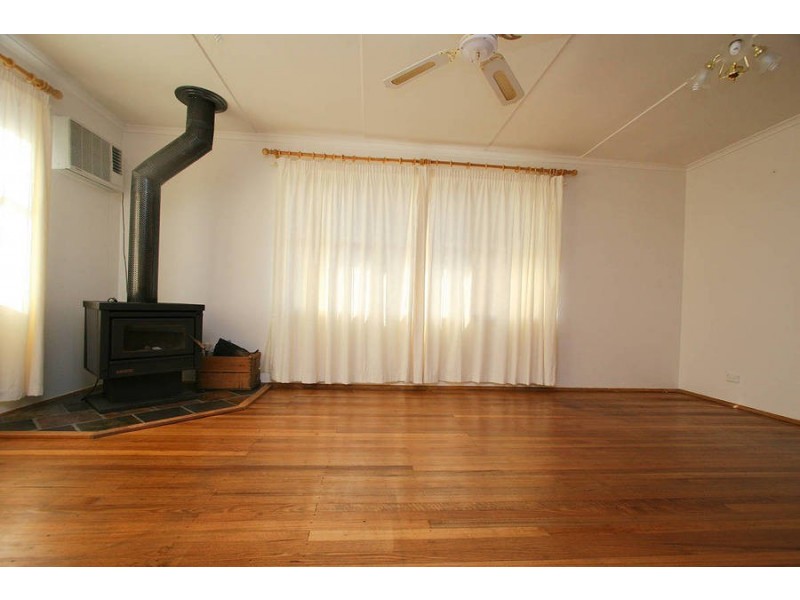 44 Rosemary Crescent, Frankston North VIC 3200