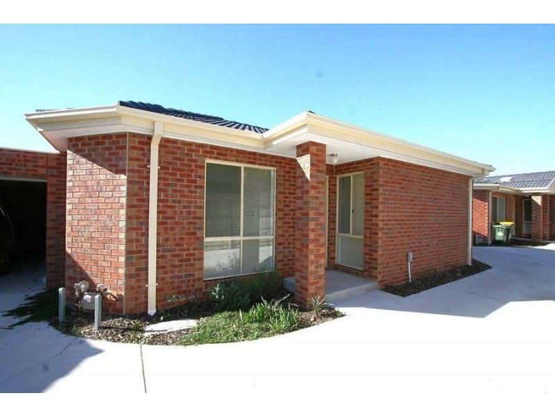 2/56 Roberts Street, Frankston VIC 3199