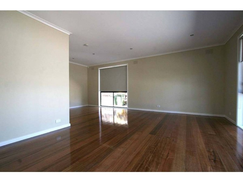 5 Gomi Court, Frankston VIC 3199