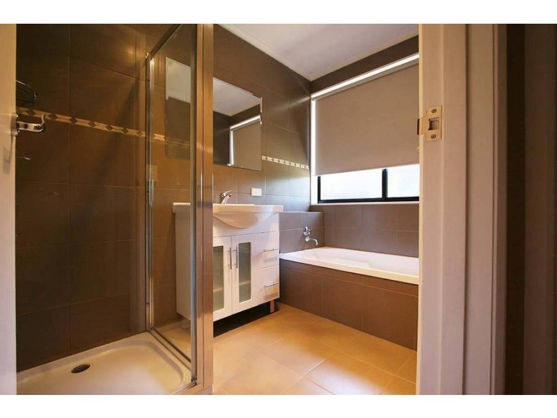 5 Gomi Court, Frankston VIC 3199