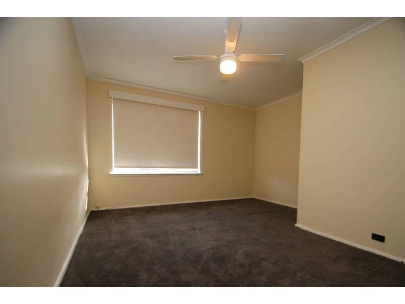 28 Armata Crescent, Frankston North VIC 3200