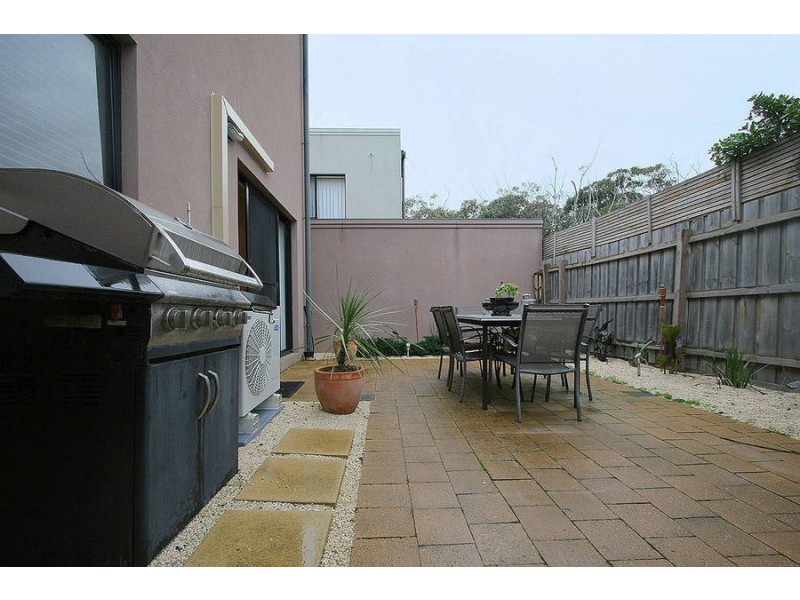 9/284-285 Nepean Highway, Seaford VIC 3198