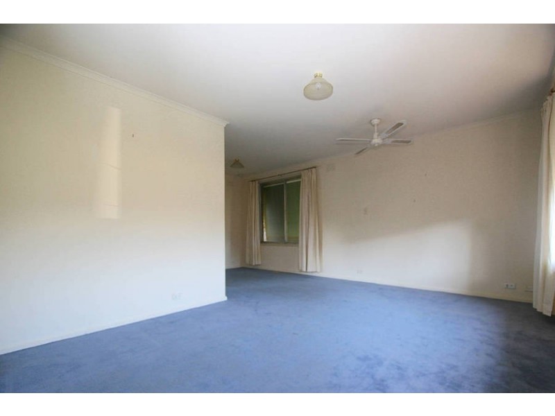 13 Gretana Crescent, Frankston VIC 3199