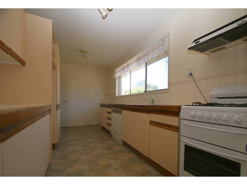 13 Gretana Crescent, Frankston VIC 3199