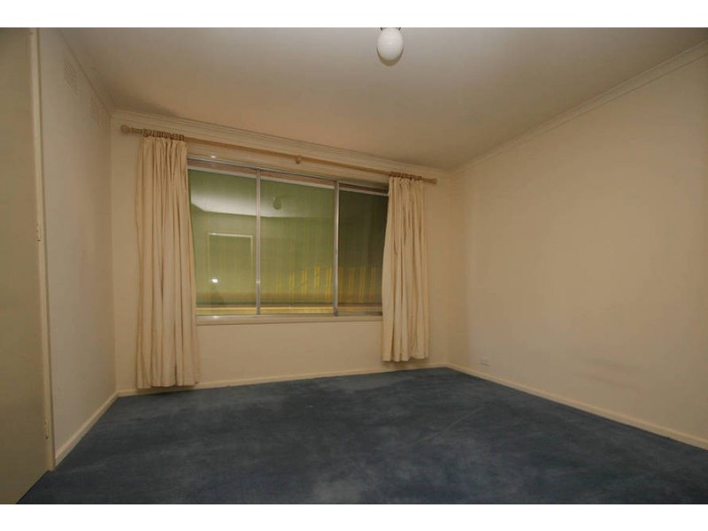 13 Gretana Crescent, Frankston VIC 3199