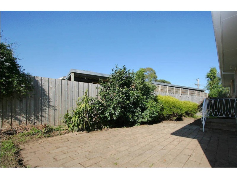 13 Gretana Crescent, Frankston VIC 3199