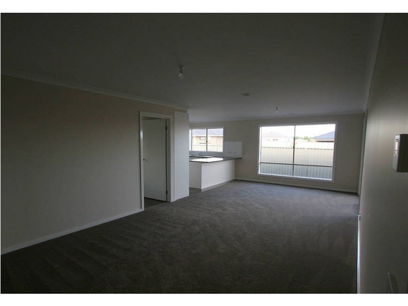 1167 Stately Drive, Cranbourne East VIC 3977