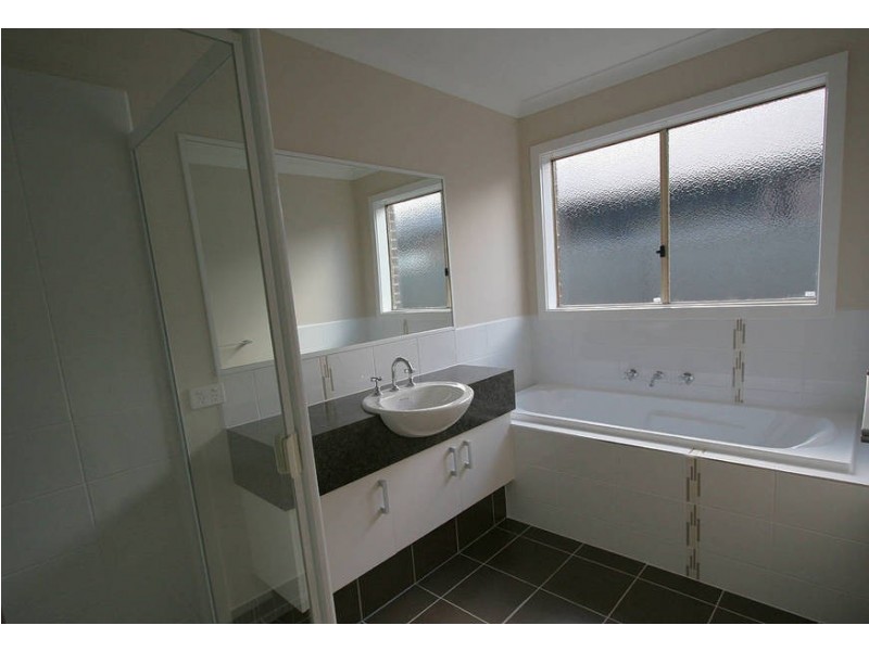 1167 Stately Drive, Cranbourne East VIC 3977
