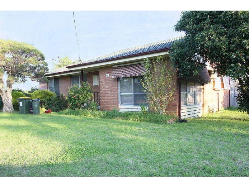 60 Tamarisk Drive, Frankston North VIC 3200