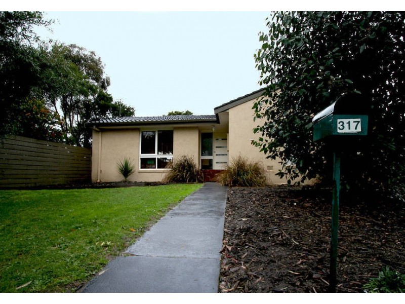 317 Heatherhill Road, Frankston VIC 3199