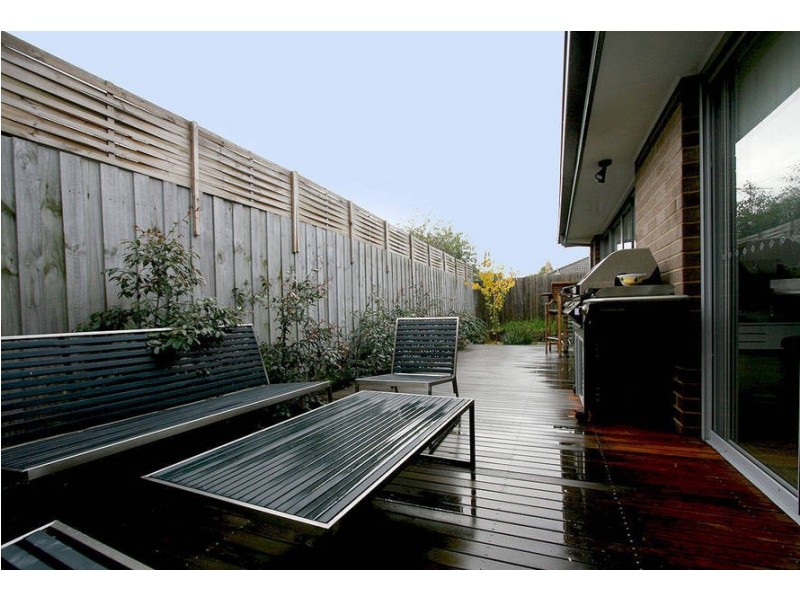 2A Olive Grove, Frankston VIC 3199