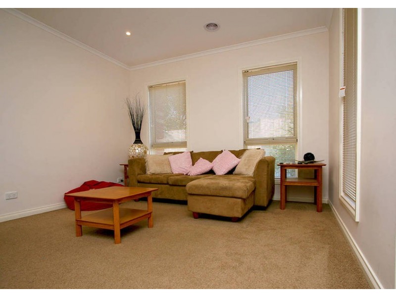 4/9 Reservoir Road, Frankston VIC 3199