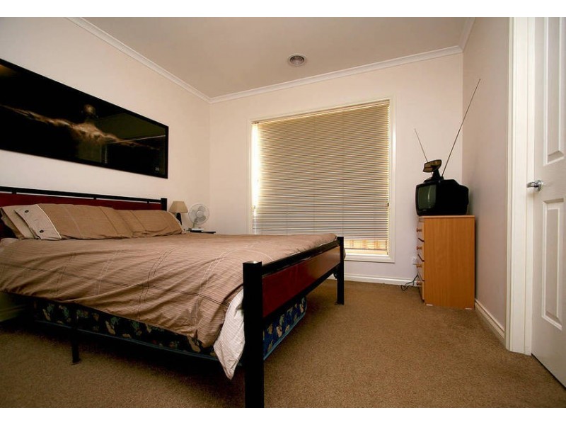 4/9 Reservoir Road, Frankston VIC 3199