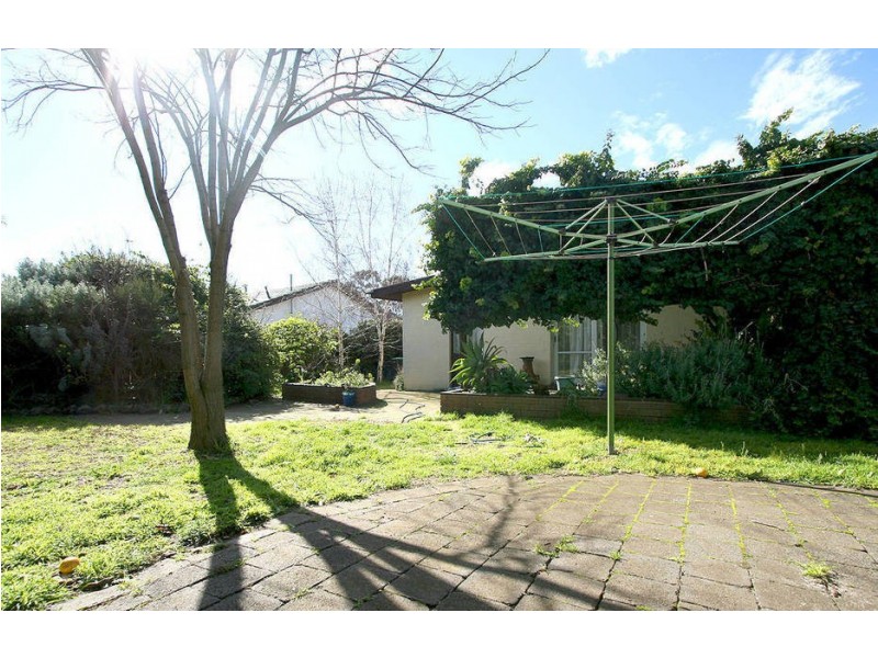 11  Bursaria Crescent, Frankston North VIC 3200