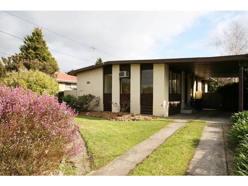 11 Bursaria Crescent, Frankston North VIC 3200