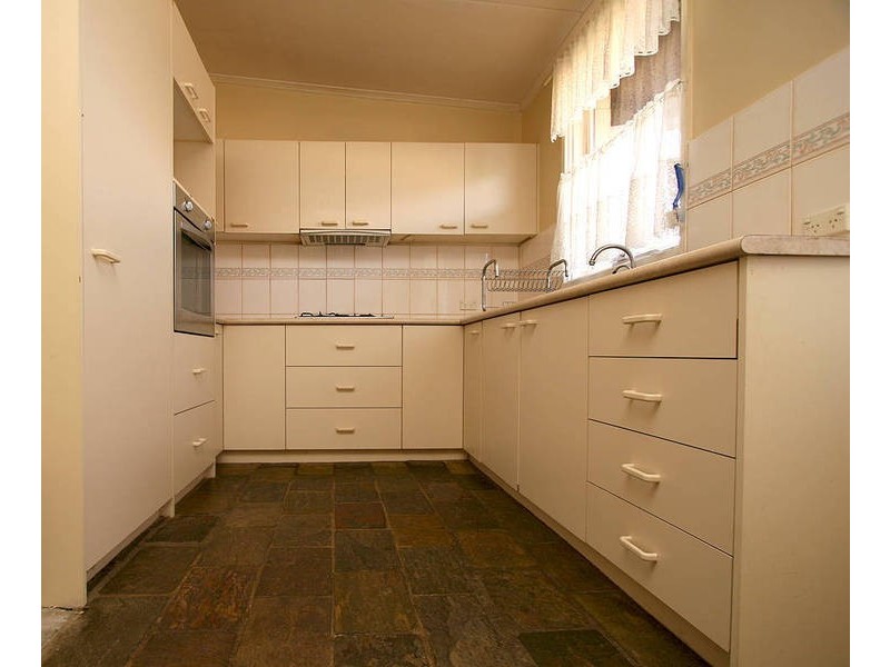 11 Bursaria Crescent, Frankston North VIC 3200