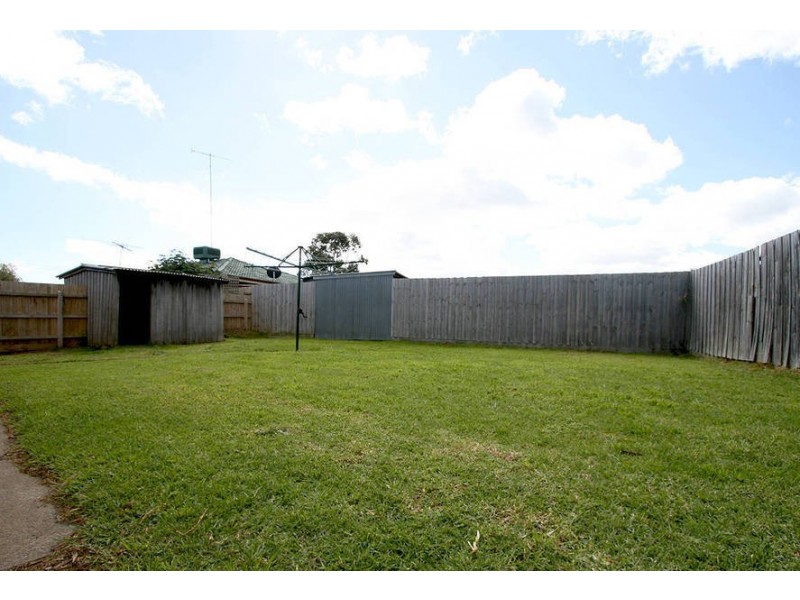 16 Gardenia Crescent, Frankston North VIC 3200