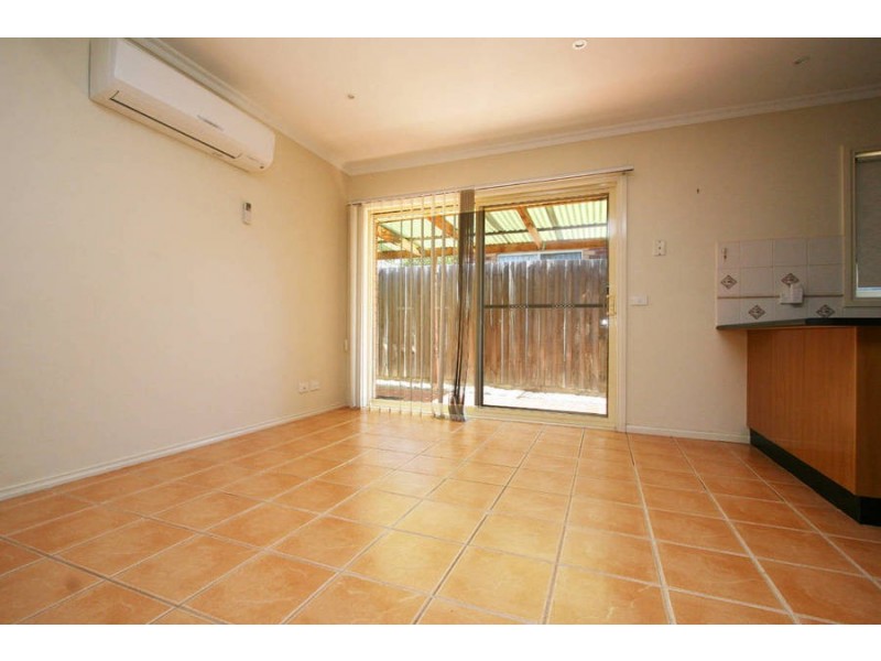 1/12 Cassia Grove, Frankston VIC 3199