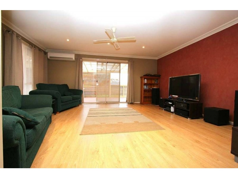 2 Mapiti Court, Frankston VIC 3199