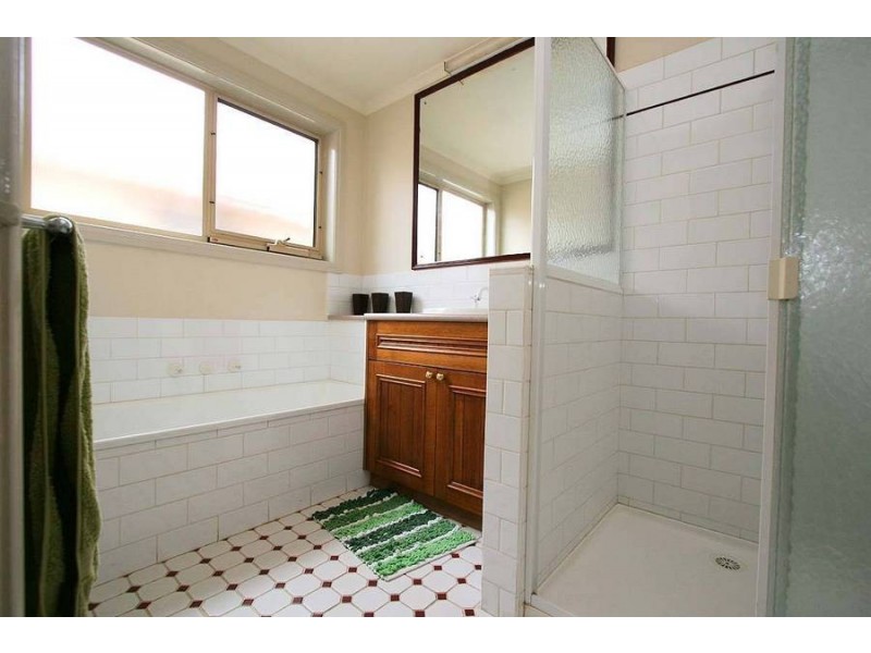 2 Mapiti Court, Frankston VIC 3199