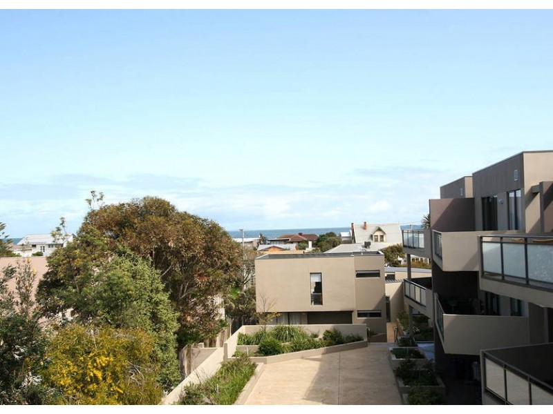 49/392-394 Nepean Highway, Frankston VIC 3199