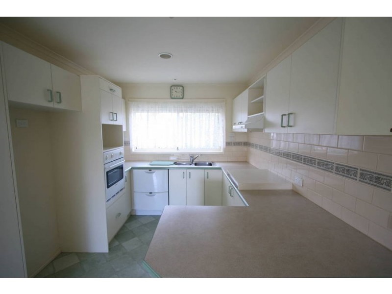 U3 Hilltop Mews, Frankston VIC 3199