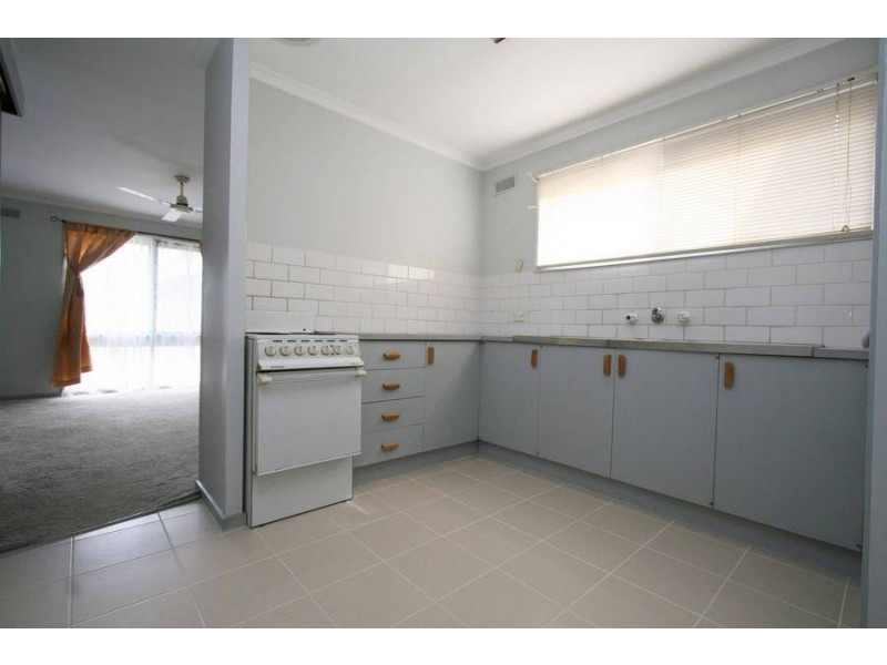 11/15-17 Cricklewood Avenue, Frankston VIC 3199