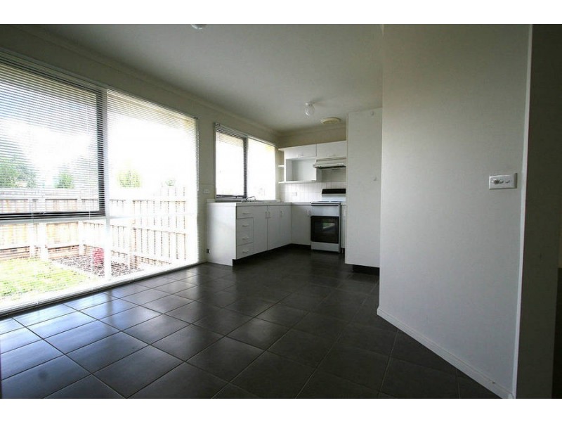 1/40 Schooner Bay Drive, Frankston VIC 3199