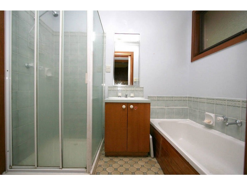 17 Gattinara Drive, Frankston VIC 3199