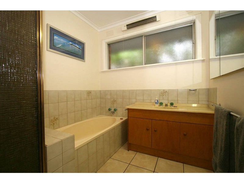 8 Murawa Street, Frankston South VIC 3199