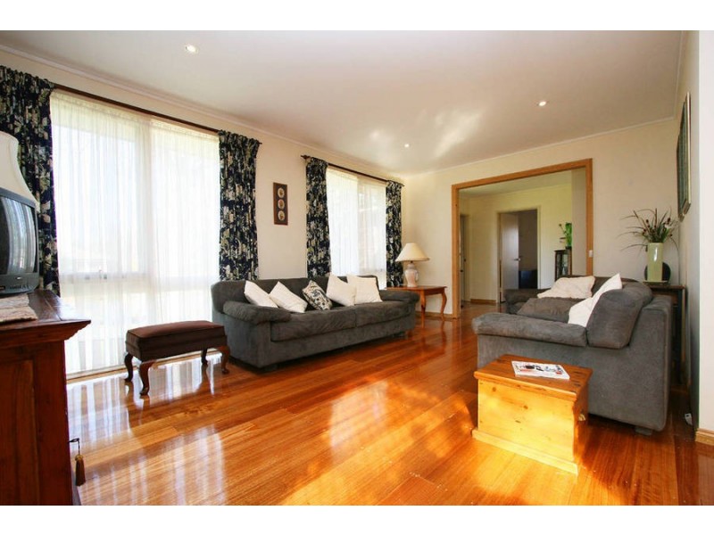 37 Washington Drive, Frankston VIC 3199