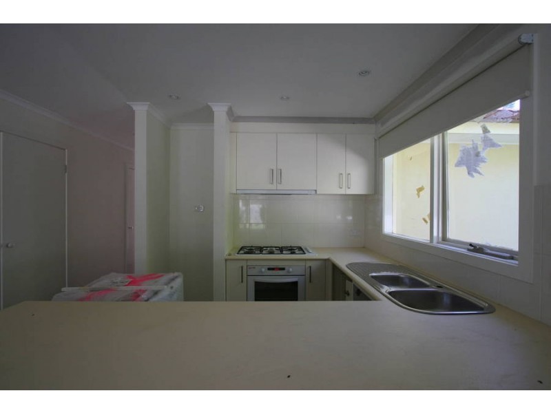 2/78 Forest Drive, Frankston North VIC 3200